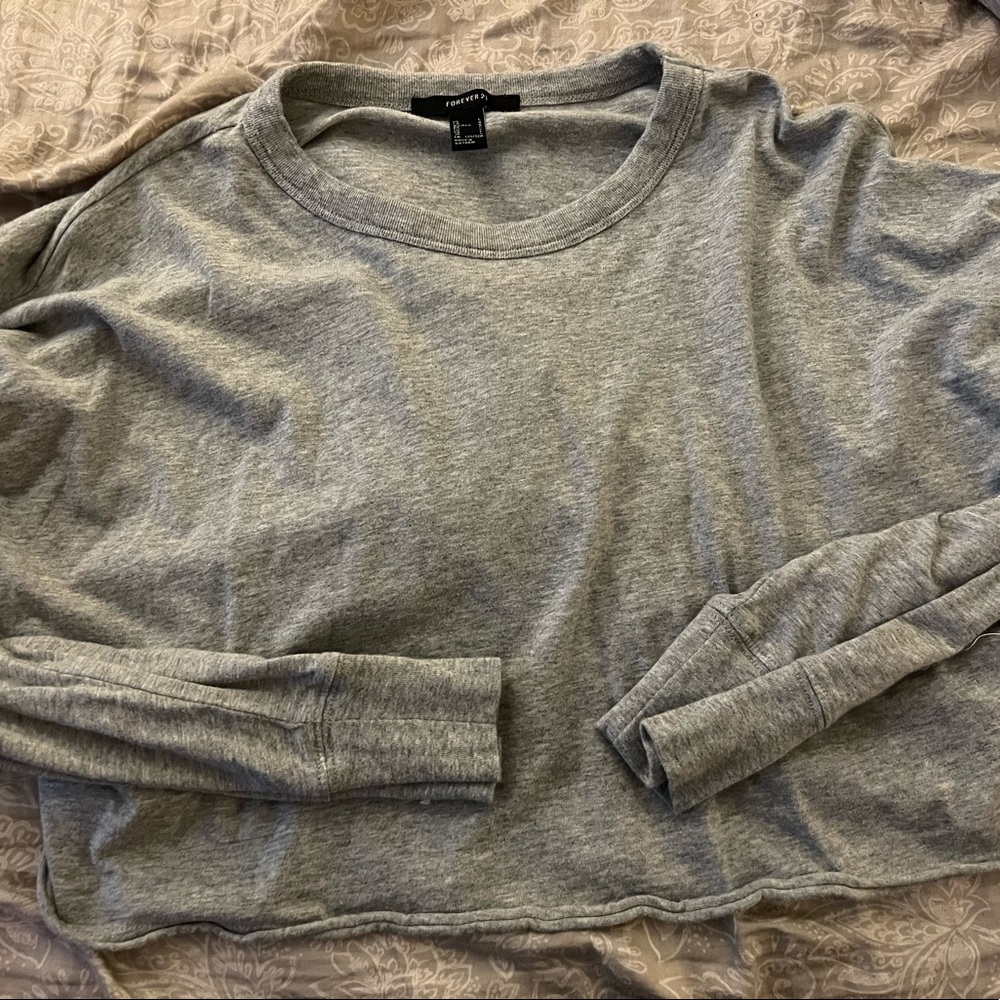 LIGHT GREY LONG SLEEVE CROP